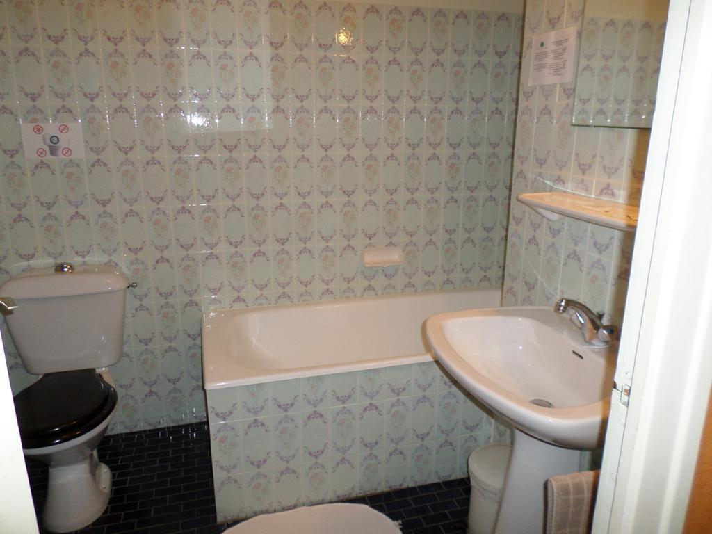Hotel Du Littoral Camoel Room photo